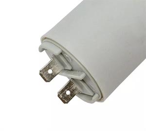 CONDENSATORE 10 UF 450V