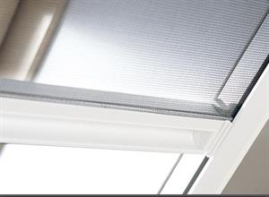 ZANZARIERA PER FINESTRA SOTTO TETTO 55